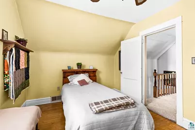 3909 W 4th Street, Duluth, MN 55807 - Photo 25