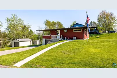 1724 Fern Ave, Duluth, MN 55811 - Photo 1