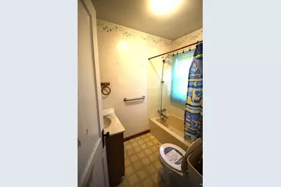623 N 41st Ave W, Duluth, MN 55807 - Photo 13