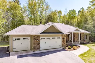 2605 Marcus Cir, Cloquet, MN 55720 - Photo 1