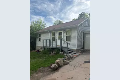 507 N 76th Ave W, Duluth, MN 55807 - Photo 1