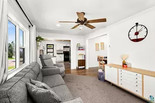 30 E 11th St, Duluth, MN 55805 - Photo 17