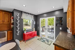 721 E 6th St, Duluth, MN 55805 - Photo 21