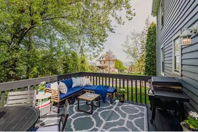 721 E 6th St, Duluth, MN 55805 - Photo 9