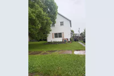 212 W Pine St, Washburn, WI 54891 - Photo 1