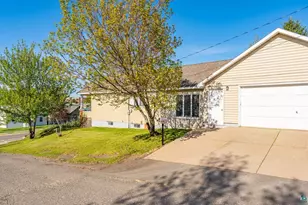 304 E James St, Ely, MN 55731 - Photo 29