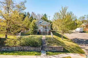 304 E James St, Ely, MN 55731 - Photo 35