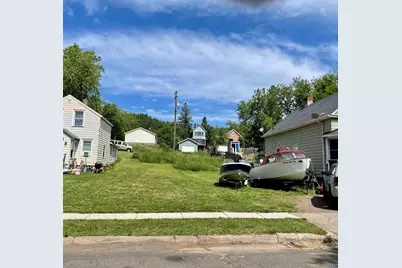 415 E 9th St, Duluth, MN 55805 - Photo 3