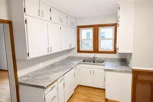 915 W 3rd St, Duluth, MN 55806 - Photo 3