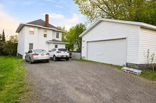 915 W 3rd St, Duluth, MN 55806 - Photo 7