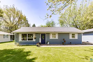 2006 Washington Ave, Cloquet, MN 55720 - Photo 1
