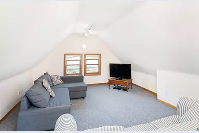5410 Oneida St, Duluth, MN 55804 - Photo 33