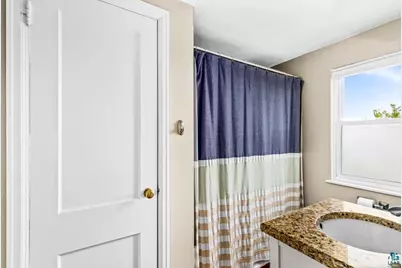 5530 W 8th St, Duluth, MN 55807 - Photo 29