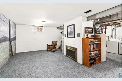 5530 W 8th St, Duluth, MN 55807 - Photo 33