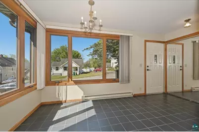 1014 N 12th Ave E, Duluth, MN 55805 - Photo 5