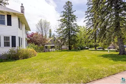4706 Pitt St, Duluth, MN 55804 - Photo 43