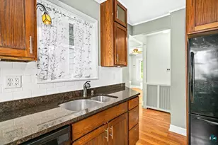 4706 Pitt St, Duluth, MN 55804 - Photo 11