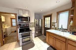 37 E Boundary St, Ely, MN 55731 - Photo 7