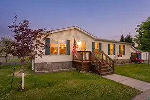 16 Magnolia Dr, Duluth, MN 55810 - Photo 1