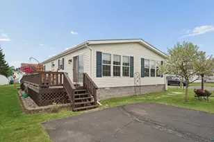 16 Magnolia Dr, Duluth, MN 55810 - Photo 3