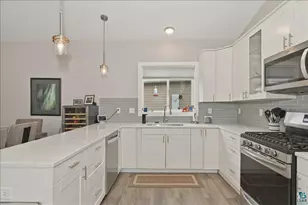 205 Coffee Creek Blvd, Duluth, MN 55811 - Photo 5