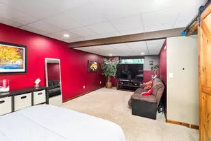 2401 W 23rd St, Duluth, MN 55811 - Photo 29