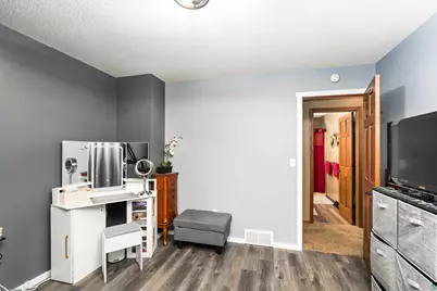 2401 W 23rd St, Duluth, MN 55811 - Photo 23