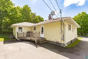 303 W Owatonna St, Duluth, MN 55803 - Photo 35