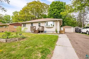 1724 Warren Ave, Duluth, MN 55811 - Photo 43