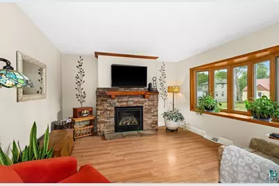 1724 Warren Ave, Duluth, MN 55811 - Photo 23