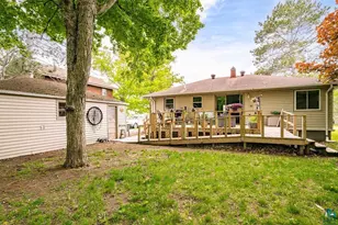 1724 Warren Ave, Duluth, MN 55811 - Photo 39