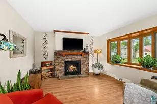 1724 Warren Ave, Duluth, MN 55811 - Photo 15