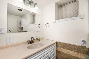 1724 Warren Ave, Duluth, MN 55811 - Photo 27
