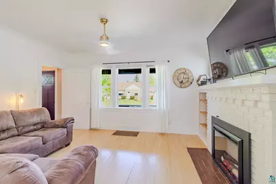 2431 Hughitt Ave, Superior, WI 54880 - Photo 7