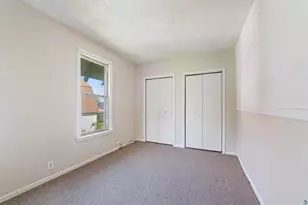 1511 E 4th St, Duluth, MN 55812 - Photo 13