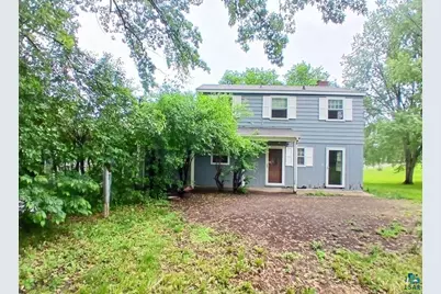 216 Park Ave, Sandstone, MN 55702 - Photo 1