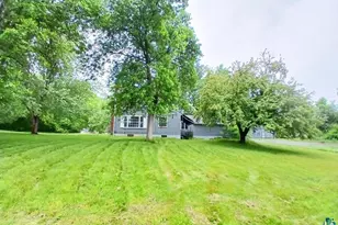 216 Park Ave, Sandstone, MN 55702 - Photo 7