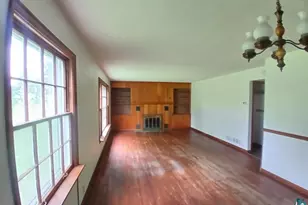 216 Park Ave, Sandstone, MN 55702 - Photo 13