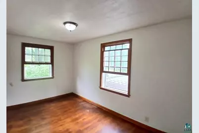 216 Park Ave, Sandstone, MN 55702 - Photo 23