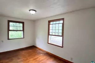 216 Park Ave, Sandstone, MN 55702 - Photo 23