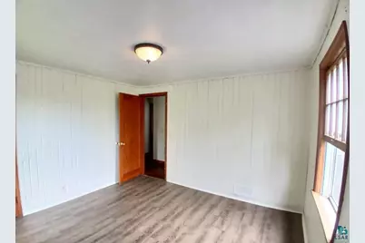 216 Park Ave, Sandstone, MN 55702 - Photo 25