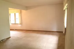 4428 Pitt St, Duluth, MN 55804 - Photo 3