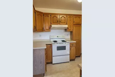 4428 Pitt St, Duluth, MN 55804 - Photo 11