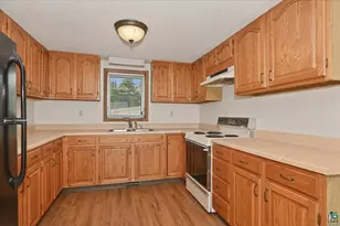 2022 W 7th St, Duluth, MN 55806 - Photo 17