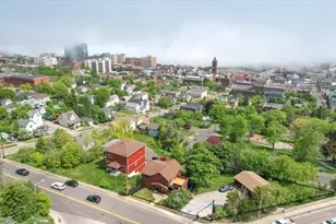 2022 W 7th St, Duluth, MN 55806 - Photo 25