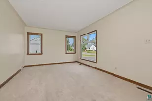 3021 Hutchinson Rd, Duluth, MN 55811 - Photo 3