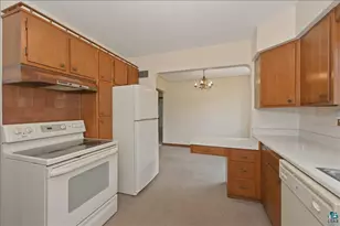 3021 Hutchinson Rd, Duluth, MN 55811 - Photo 5
