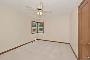 3021 Hutchinson Rd, Duluth, MN 55811 - Photo 7