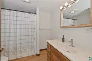 2022 W 7th St, Duluth, MN 55806 - Photo 21