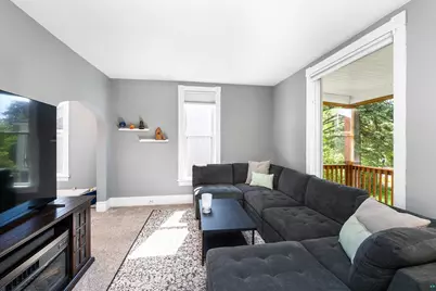 5005 Tioga St, Duluth, MN 55804 - Photo 9